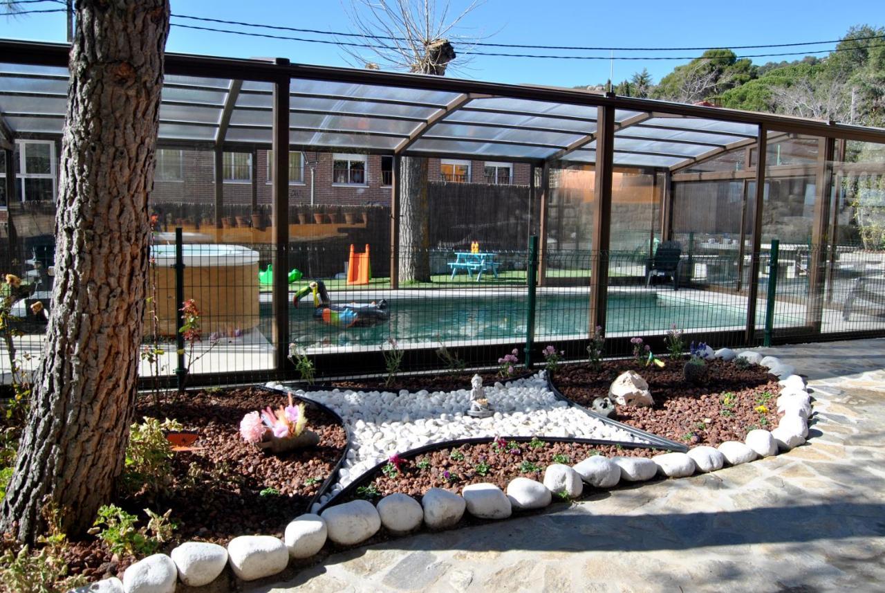 Casa Rural Mansion Adela Con Piscina Y Jacuzzi Collado Mediano Exterior photo
