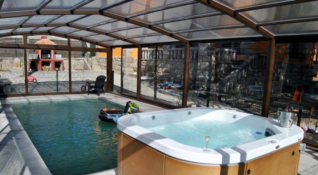 Casa Rural Mansion Adela Con Piscina Y Jacuzzi Collado Mediano Exterior photo